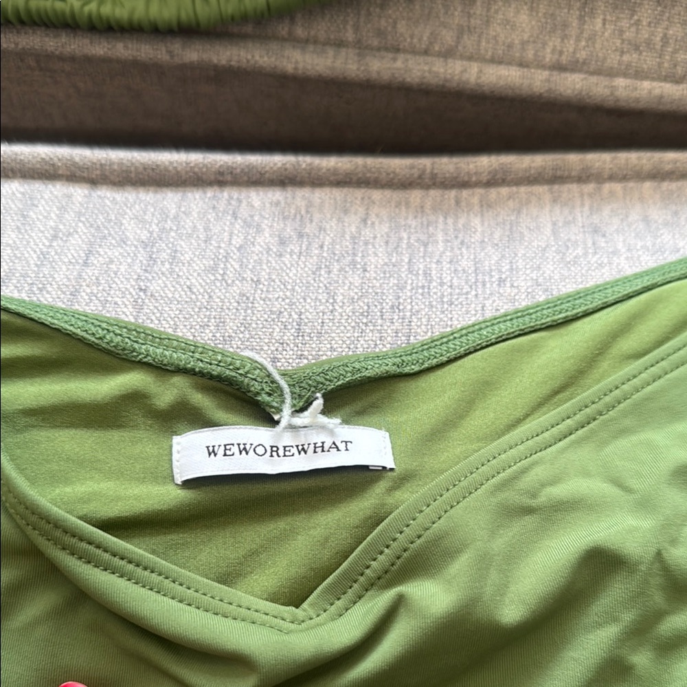 WeWoreWhat Halter Court Green Bikini Set Size M - Picture 3 of 6